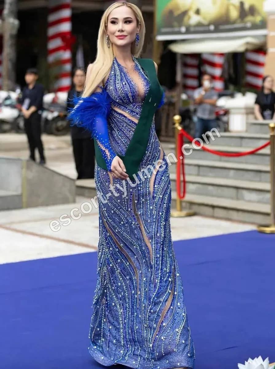 Лиза Анал